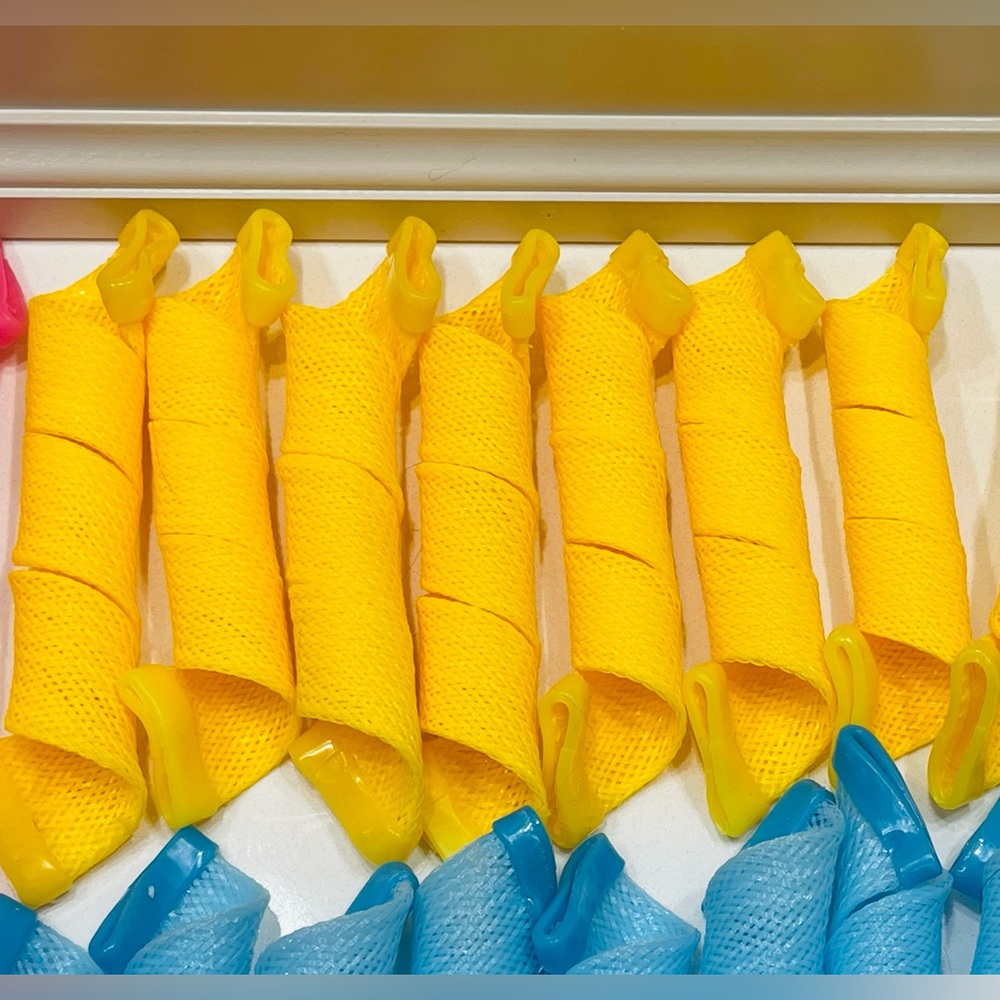 PRICE ⬇️ 50 Heatless Spiral Curlers Set LIKE NEW! - Picture 9 of 16